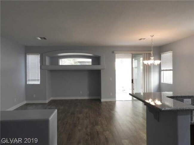 Photo - 11440 Parkersburg Ave