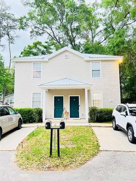 Building Photo - 924 Ashburn Dr Rental