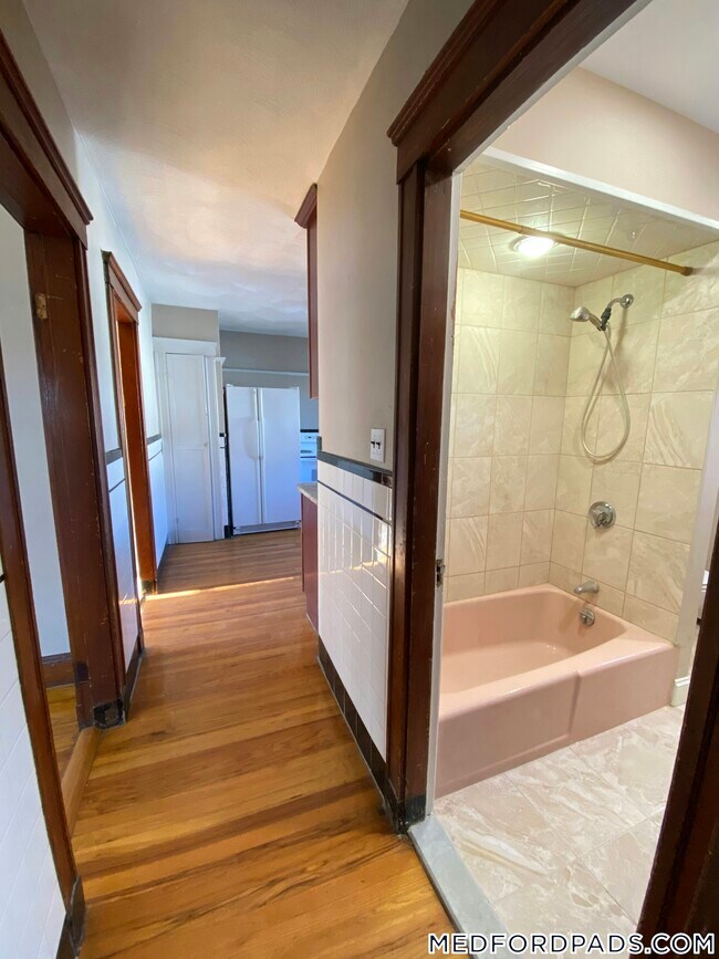 Photo - 4 Goldsmith Ave Unit 2