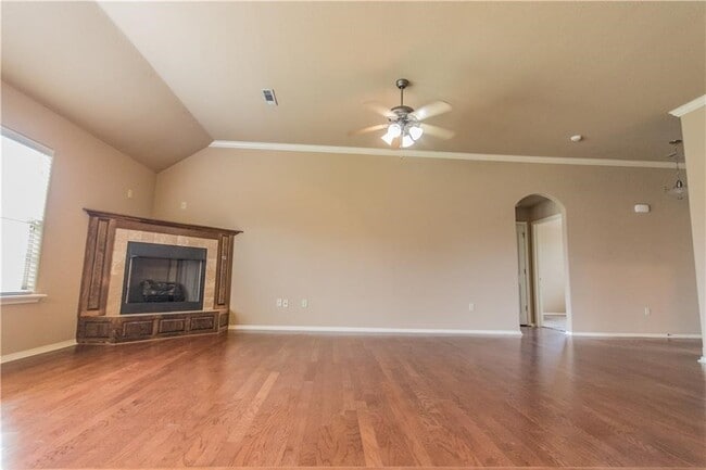 Photo - 3007 SW Gumleaf Rd