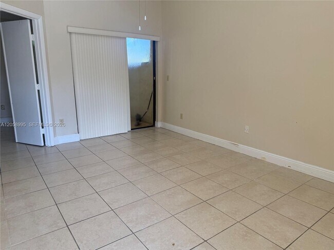 Photo - 9843 SW 138th Ave Unit EA2R