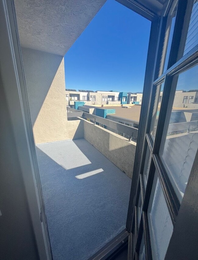 Photo - 1 bed 1 bath Apartment. 1st month $1500.00 credit.