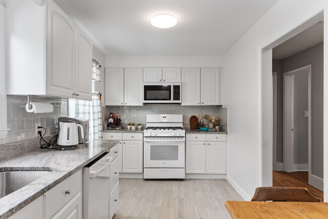 Photo - 282 Boston Ave Unit 2