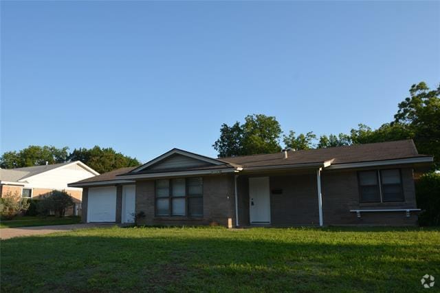 Building Photo - 8108 Redwood Dr Rental