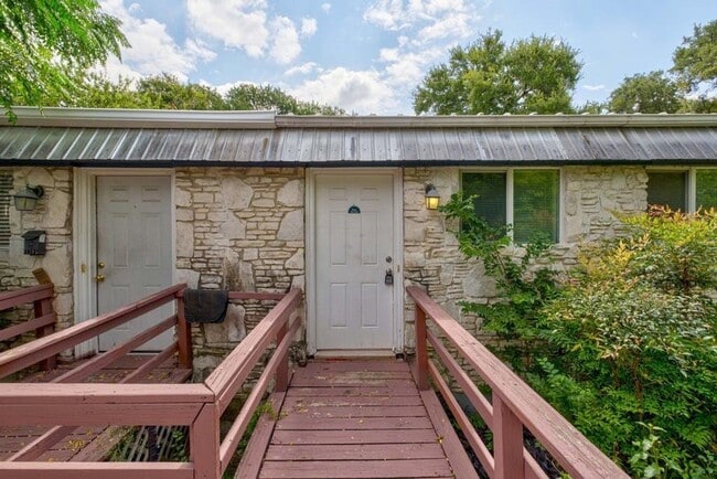 Photo - 3305 Clawson Rd