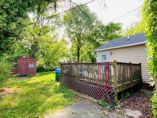 Photo - Adorable 3bdrm/1.5bth Cape-Cod Located in Richmond's Southside!! **NEWLY RENOVATED**