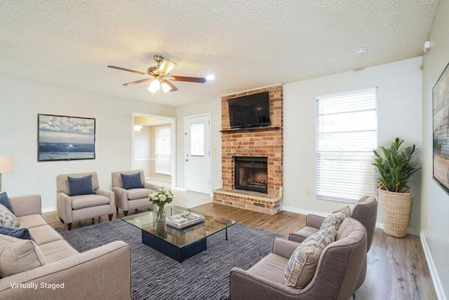 Photo - 2677 Aberdeen Ct