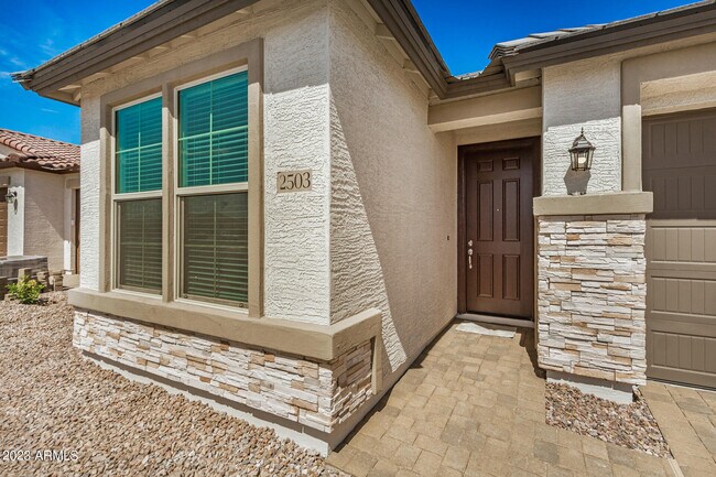 2503 S 180th Dr