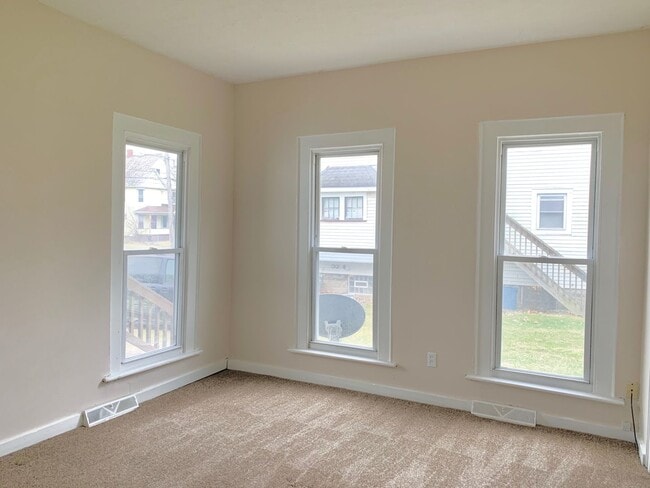 Photo - 362 Furnace St Unit 362 - Down