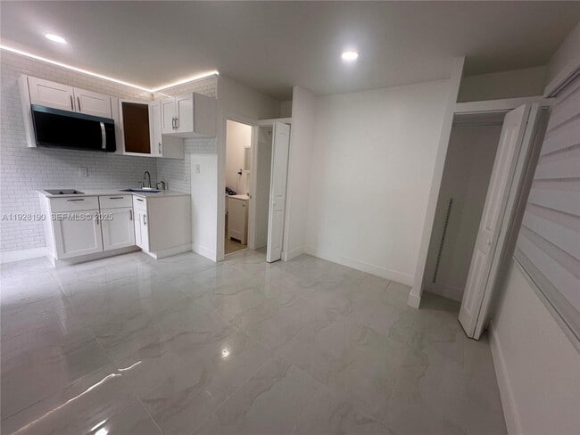 Photo - 20625 Jacaranda Rd Unit 1