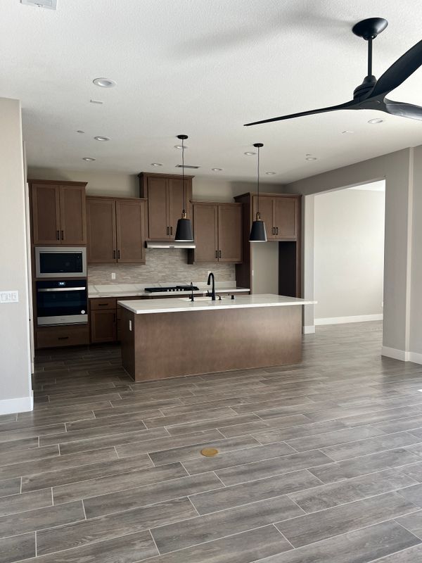 Photo - 2557 Orinoco Pl