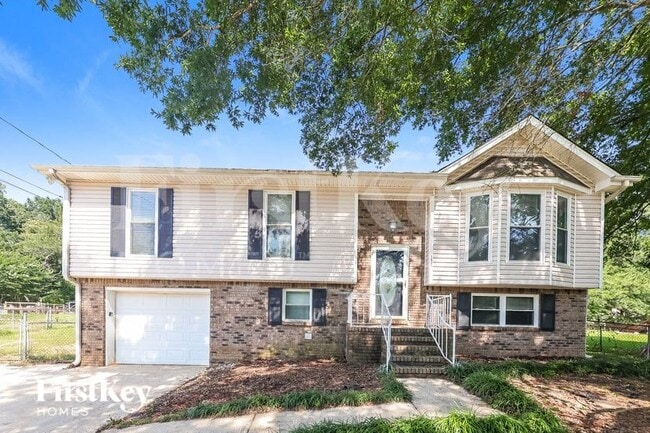Building Photo - 1521 Cedargate Cir