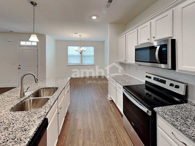 Photo - 427 Catawba St