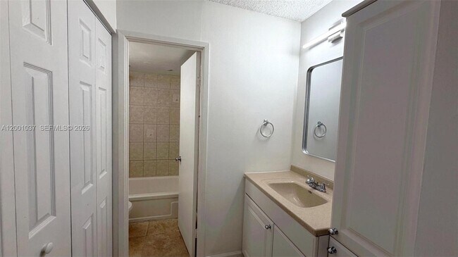 Photo - 2750 NE 183rd St Unit 106