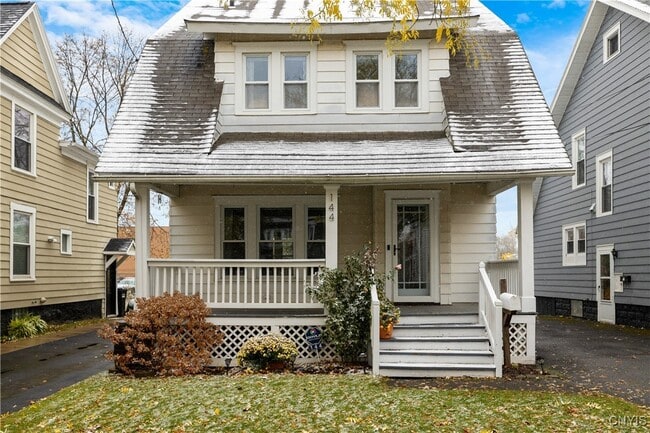 Building Photo - 144 Durston Ave