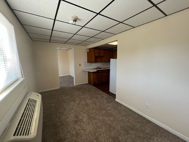 Building Photo - 603 S Evans Ave Unit 7