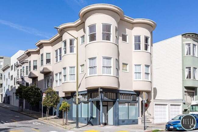 Building Photo - SOPHISTICATED 2-BD DREAM HOME WITH DIGITAL...