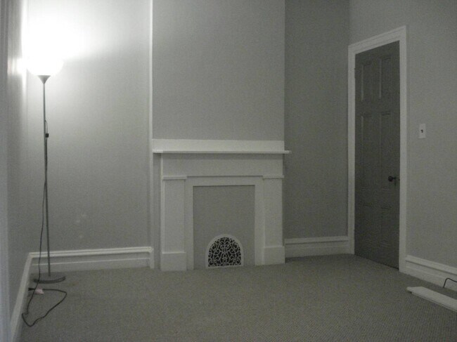 Living Room - 2404 Parrish St Unit 1