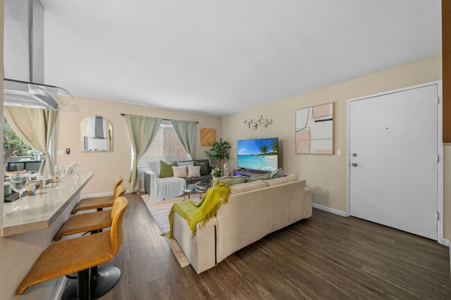 Photo - 9504 Carroll Canyon Rd Unidad ID1283111P