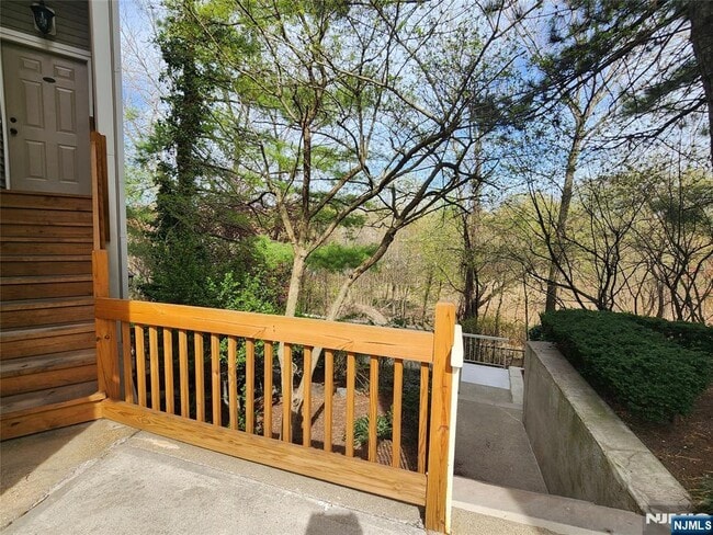 Photo - 567 Windsor Dr Unit 712
