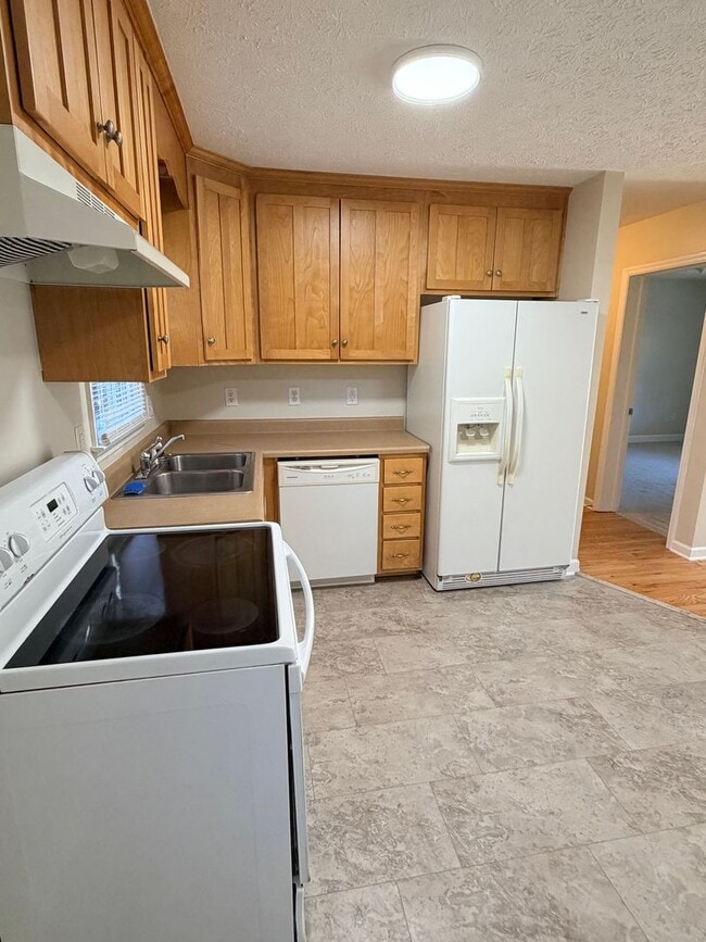 Photo - 2 Bedroom 2 Bath Cape Style House in East Asheville