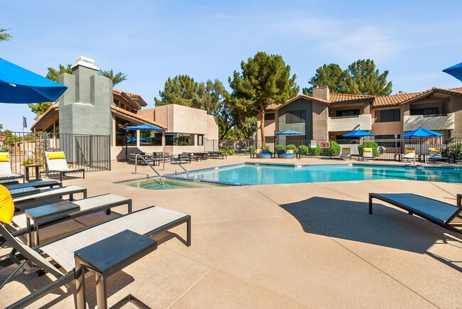 Pool - Country Brook