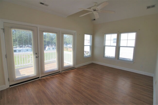 Photo - 2BR, 2BA Duplex with Close Water Access fo...