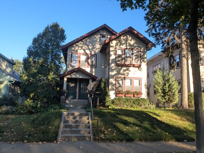 Building Photo - 3231 Fremont Ave S Unit 3231