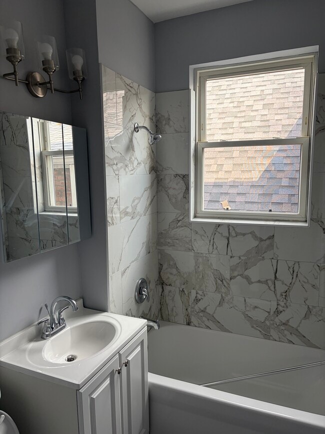 Photo - 1540 S Ridgeway Ave Unit #2