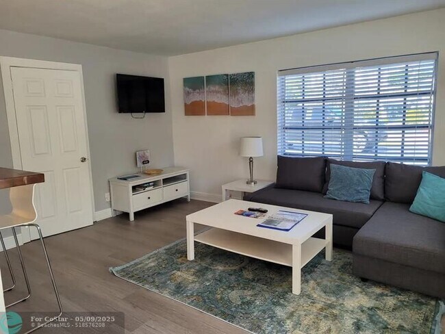 Photo - 3226 NE 12th St Apartamento Unidad 1