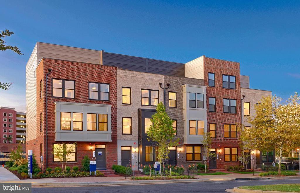 Photo - 539 Shorthorn Way