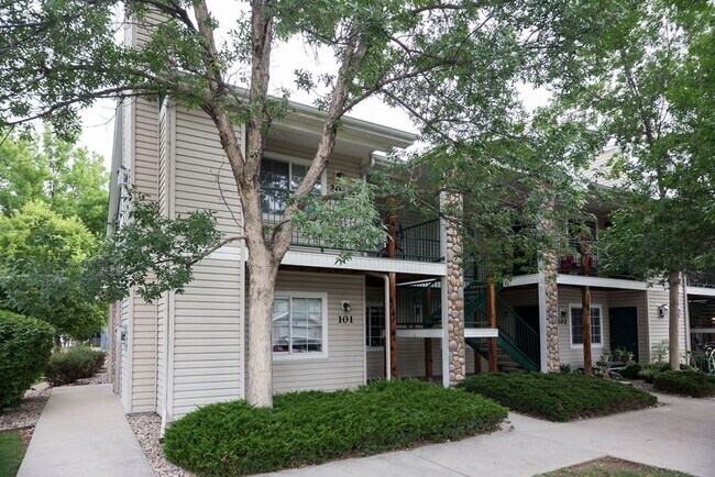 Photo - Upper Unit 2 Bedroom 2 Bath Condo Unit 1120 City Park Ave A201