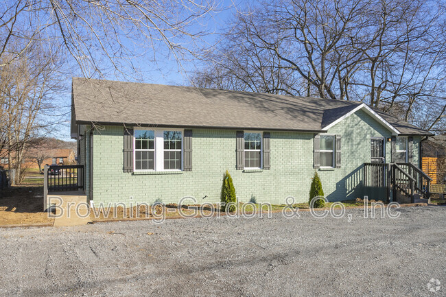 Building Photo - 3523 Brick Church Pike Rental