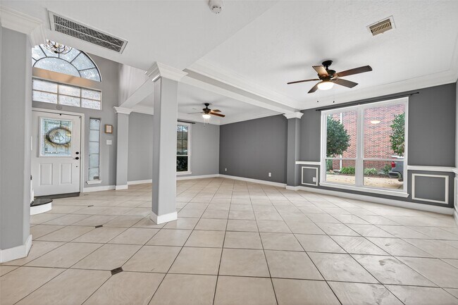 Photo - 7814 Millbrook Dr