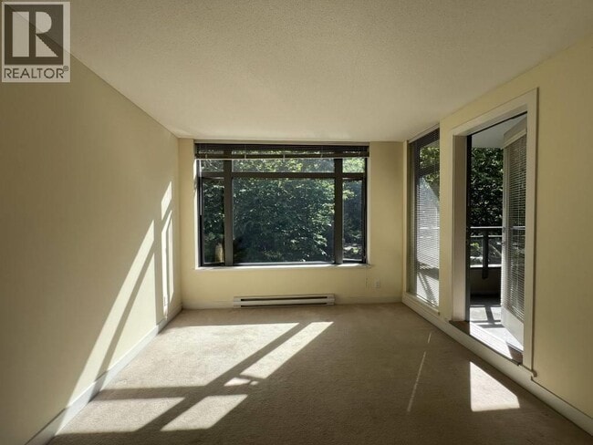 Photo - 3660 Vanness Ave Unit 201
