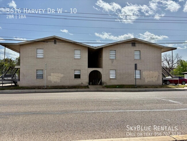 Photo - 3616 Harvey Dr W Unit 10