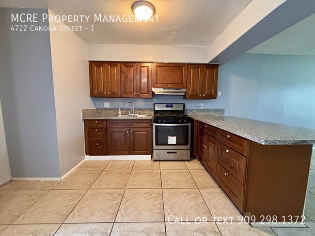 Building Photo - 4722 Canoga St Unit 1