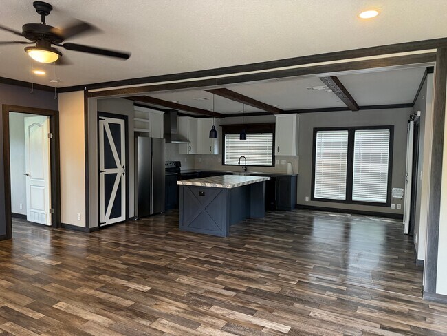 Building Photo - 9511 Red Maple Dr