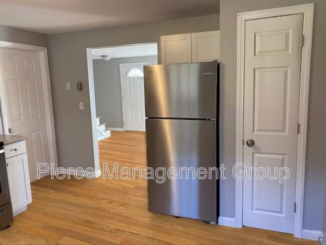 Photo - 9 Bayberry Ln