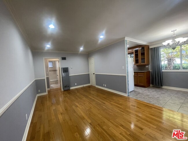 Photo - 1122 N Formosa Ave Condo Unit 1