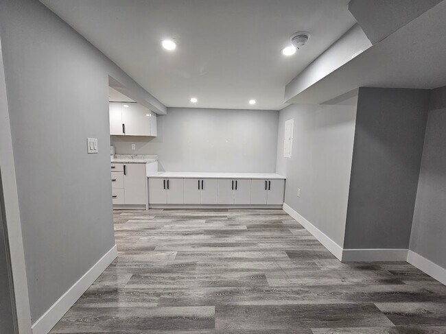 Photo - 45723 Lewis Ave