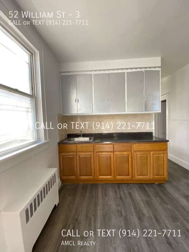 Building Photo - 52 William St Unit 3
