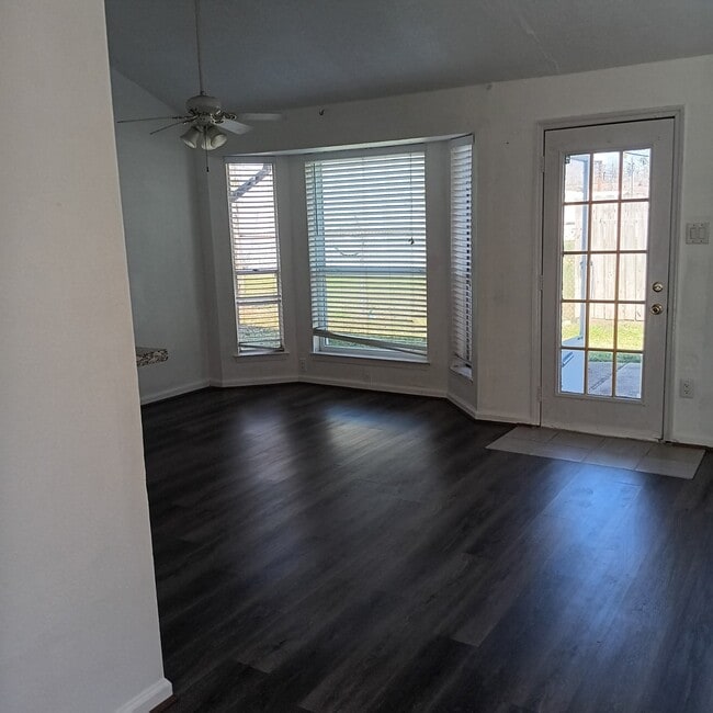 Photo - 14114 Old Village Ln