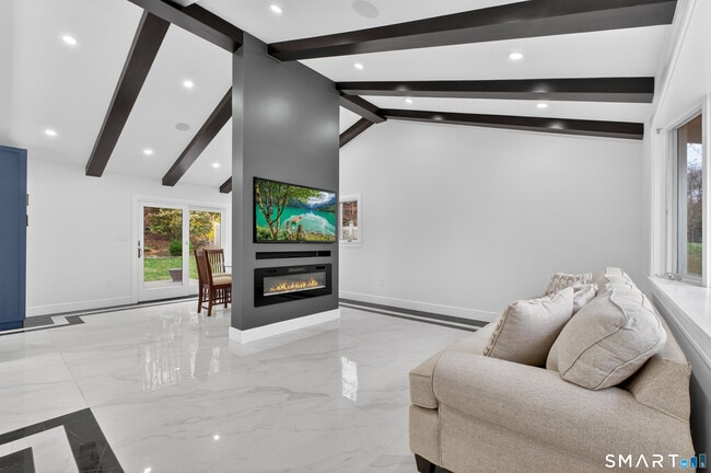 Photo - 6 Brighton St