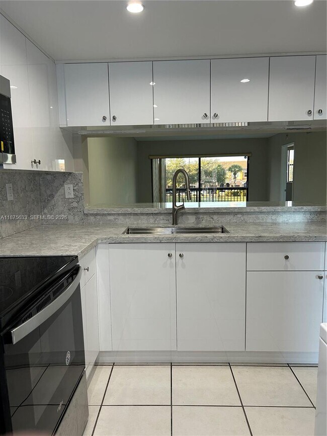 Photo - 10255 NW 9th St Cir Unit 205-7