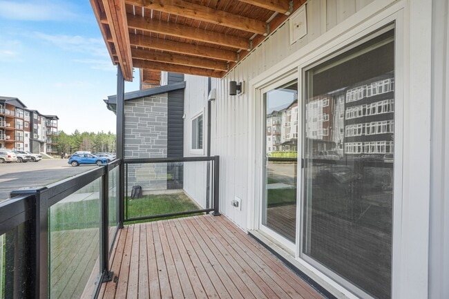 Photo - 7 Manhattan Dr Unit 307