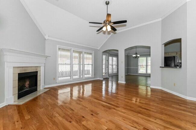 Photo - 2055 Bohemia Cove