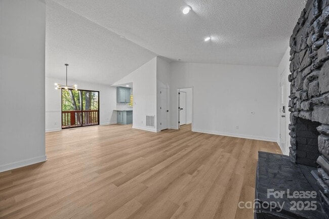 Photo - 6227 King George Dr