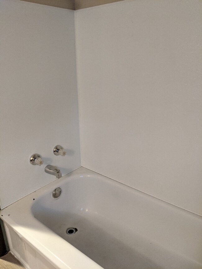 Photo - 112 W 3rd St N Unit Apt 2