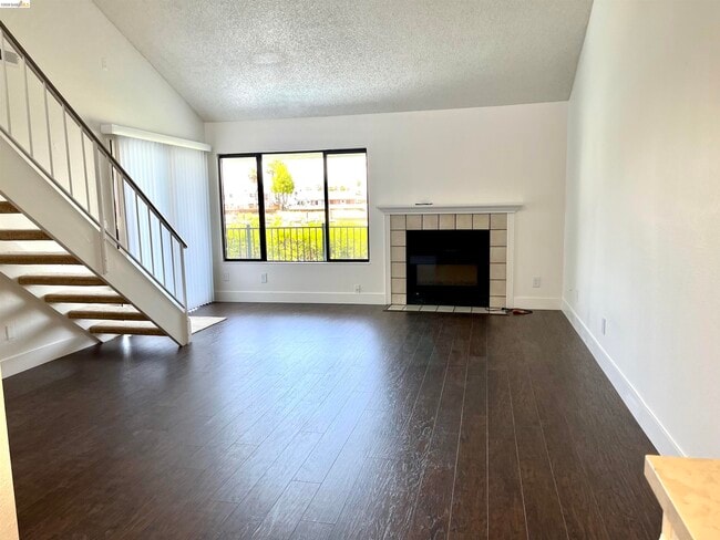 Photo - 5651 Schooner Loop